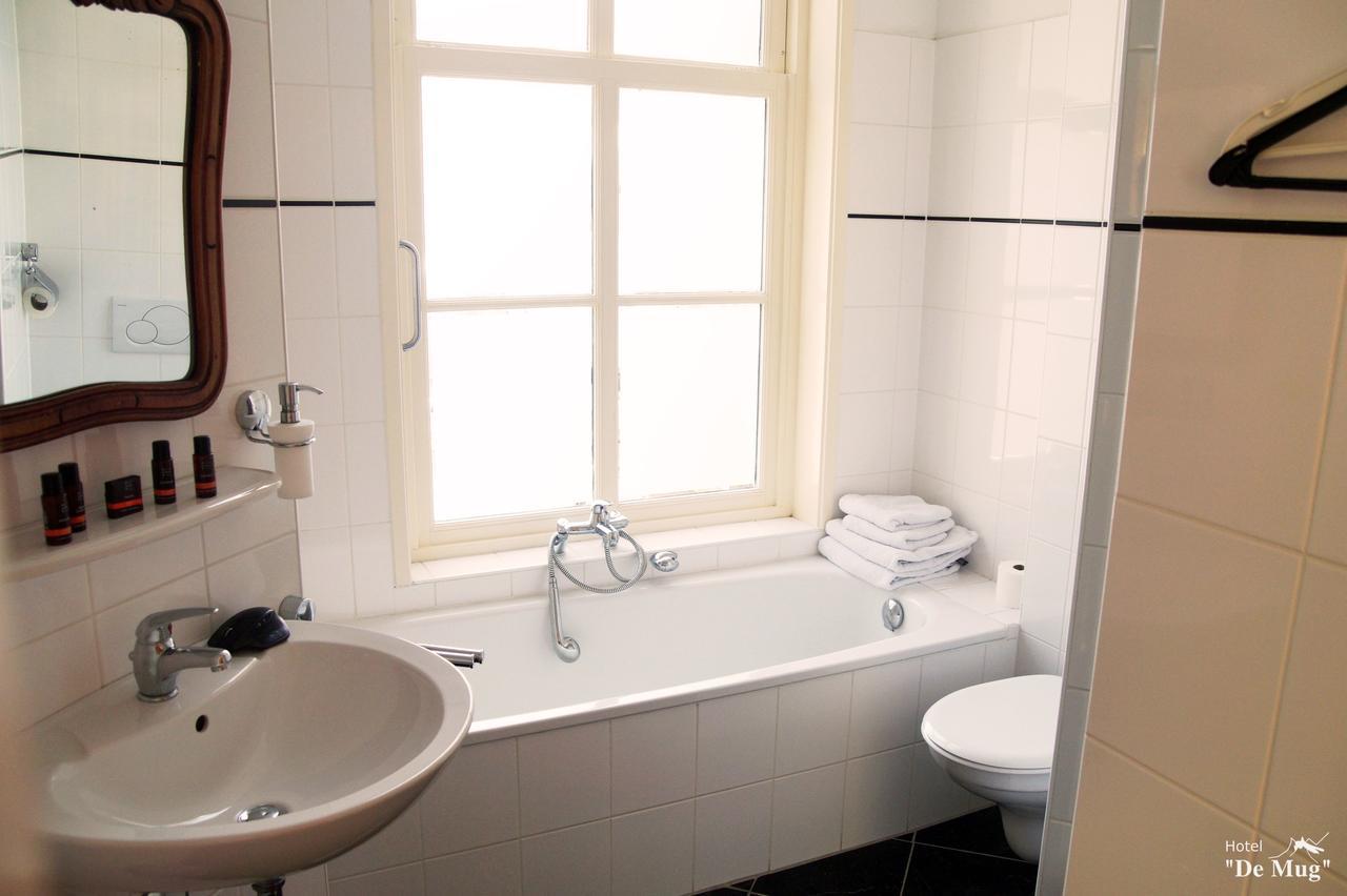 Cafe Restaurant Hotel De Mug Middelburg Kamer foto